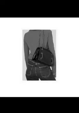 Zara Shoulder Bag Hitam Mewah