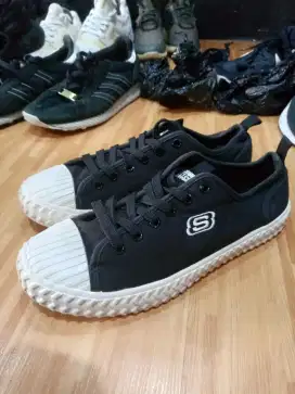 Skecher casual Low