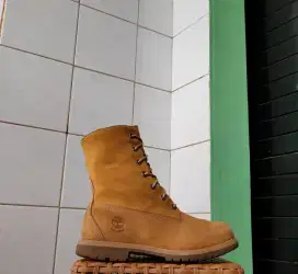 Timberland size 39.5 fit 40 original