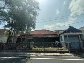 DIJUAL CEPAT TANAH+BANGUNAN DI PUSAT KOTA MADIUN
