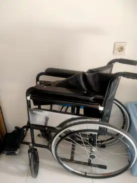 Di jual kursi roda bekas