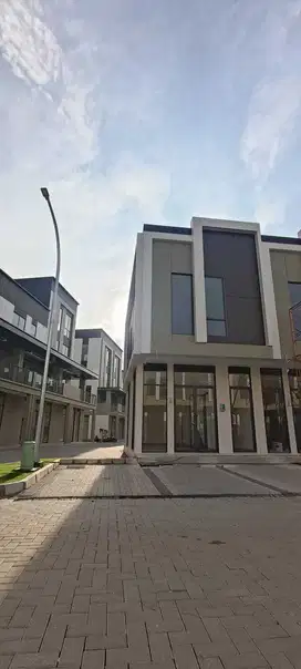 Disewa Ruko 2 Lantai Verona Junction Gading Serpong, Tangerang