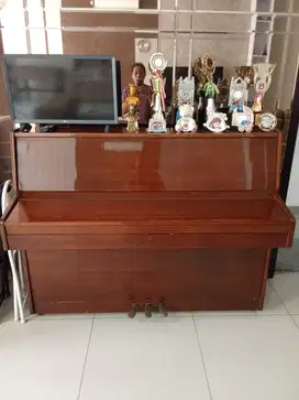 Di Jual Cepat Piano Second Merk Bayern