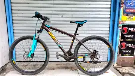 Sepeda polygon monarch 5