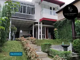 Dijual Rumah Cantik Best View Pegunungan Siap Huni di Sentul City.