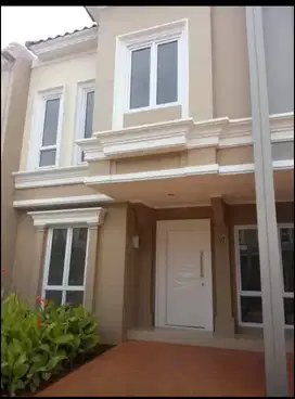 Dijual Rumah Semi Furnished di Cluster Elista Gading Serpong Tangerang