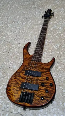 Bass Peavey Millenium AC5 Mulus