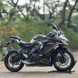 KAWASAKI ZX25R ABS GREY 2022 KM 3K PAJAK PANJANG LIKE NEW