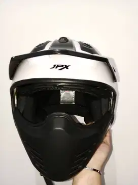 Helm JPX 726-R Full Face Cross Trail – Warna Putih Hitam
