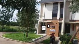 Dijual Cepat Rumah 2 Lt Bagus di Klaster Le Freya Lippo Cikarang