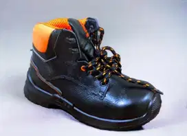 Dijual sepatu safety king’s