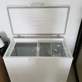 Electrolux 145L double pintu slide kaca sama penutupnya