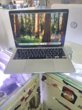 Macbook Pro Touchbar 13inc M1 2020 Ram 8GB/256GB