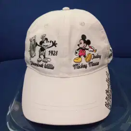 topi vintage disney mickey mouse story of the year