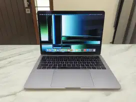MacBook Pro Retina 13 2017 Core i7 16GB SSD 512GB