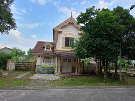 DIJUAL RUMAH HOOK SEJUK NYAMAN COUNTRY WOOD SENTUL BOGOR SSR044 A1