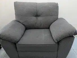 Sofa abu2 (preloved) one seat, tidak ada kerusakan