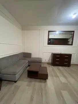 Dijual Apartemen Sudirman Park    lt. 37 Type 2 Br luas  49 m2 ada FF