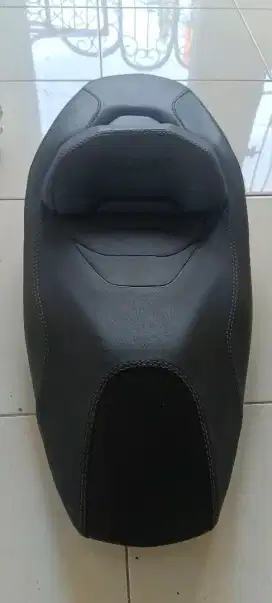 Jok motor untuk Nmax