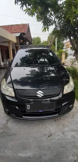 Jual Cepat Mobil SX4 X-OVER AT 2007 Warna Hitam