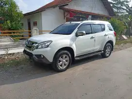 DIJUAL ISUZU MU-X SIAP PAKAI