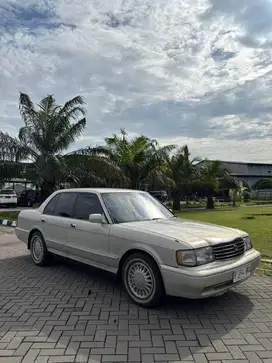 TOYOTA CROWN ROYAL SALOON 1994 2.0i