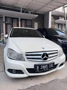 Grill Depan Mercedes Mercy W204 Original