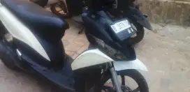 Motor mio J 2012