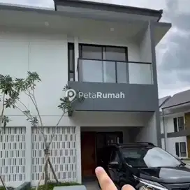 JUAL VILLA JAMIN GINTING KOMP VIENNA BOTANICAL LIVING DAERAH TUNTUNGAN