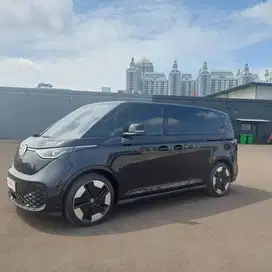 VW ID Buzz 2024 nik 2023 first edition Rare item full electric