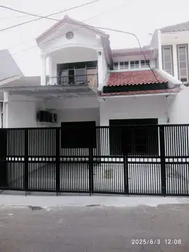 Rumah baru renovasi tanah luas akses lebar dalam komplek pondok bambu