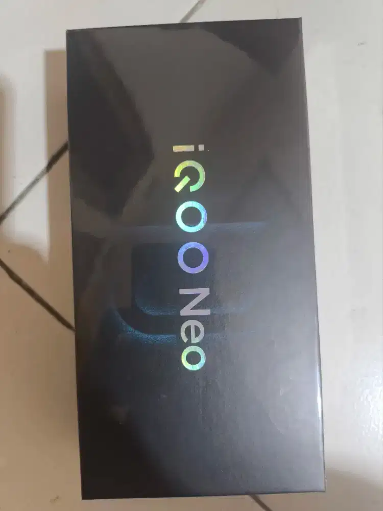 Iqoo Neo 10 8+8/256 (Bru)