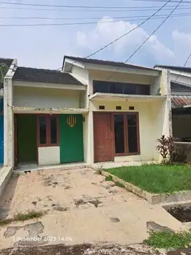 JUAL RUMAH DI IPB BOGOR SIAP HUNI HARGA MURAH (KNT)