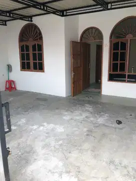 di jual rumah bridjen katamso gg sempurna