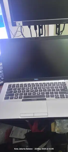 Di jual Latitude 5410 Core i7 gen 10