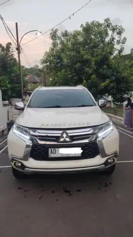 Mitsubishi pajero sport dakar