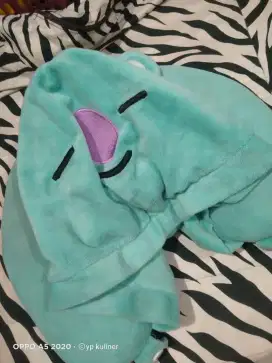 Bantal Tidur wanita plus topi bagus