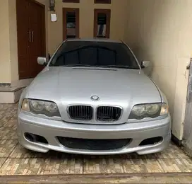 2000 BMW 318i E46 M43