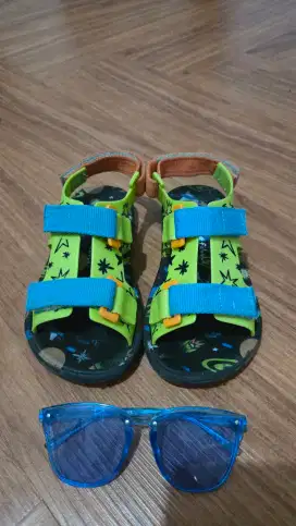 Sendal Sepatu Anak Laki Laki, size 13 USA