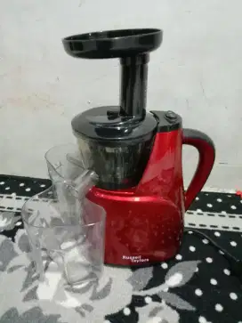 Slow juicer Russel Taylor