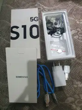 Samsung Galaxy S10 5G black 8/128