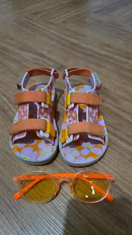 Sendal Sepatu Anak Perempuan, size 9 USA