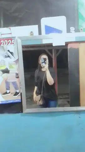 LAGI NYARI KERJAANN .