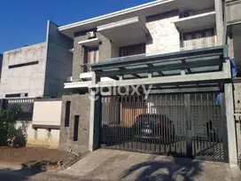 RUMAH MODERN MINIMALIST NEWTON HILL CITRALAND SURABAYA BARAT