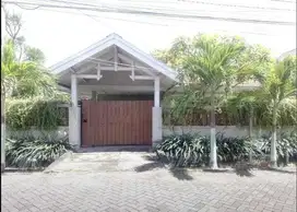 Rumah Bagus Murah Jalan Manyar dekat Kertajaya, Galaxy mall