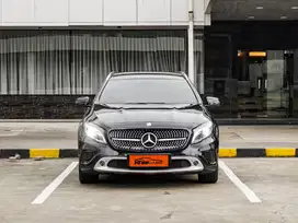 MERCEDES BENZ GLA200 1.6 Urban (X156) 2015