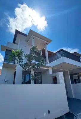 Rumah Tukad Melangit Renon Denpasar Bali