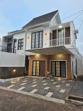 RUMAH SKEMA SYARIAH 2 LANTAI DI CIBUBUR TANPA BI CHECKING