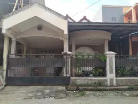 BEST PRICE Rumah LT 136 Meter di Griya Bintara Indah - Pondok Kopi