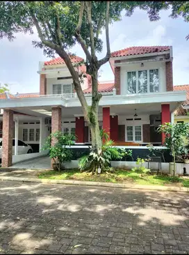 Rumah Cantik Terawat Strategis Di Kota Baru Parahyangan Bandung Barat